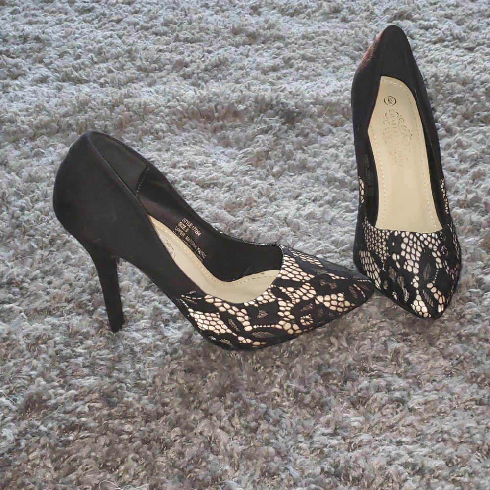 Heels - Picture 2 of 7